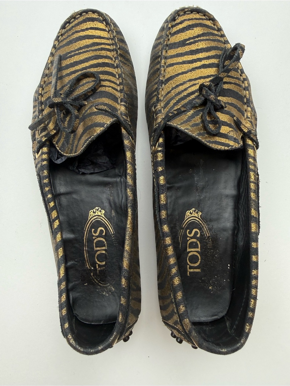 TOD’S Black and Gold Metallic Zebra Print Driving Loafer with Bow 39